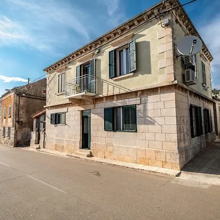 Pensión Marica Vela Luka